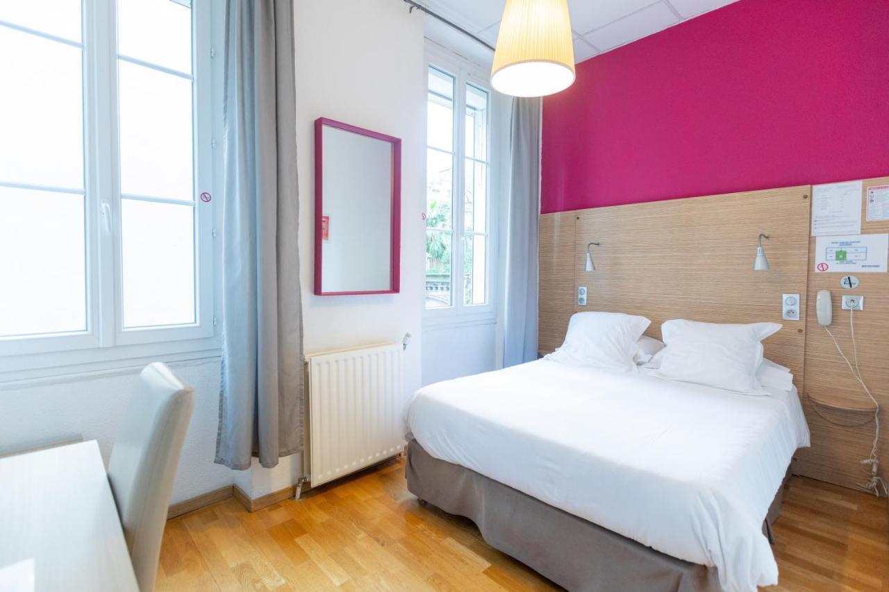 Edmond Rostand Hotel